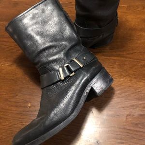 Women’s size 7 leather boots